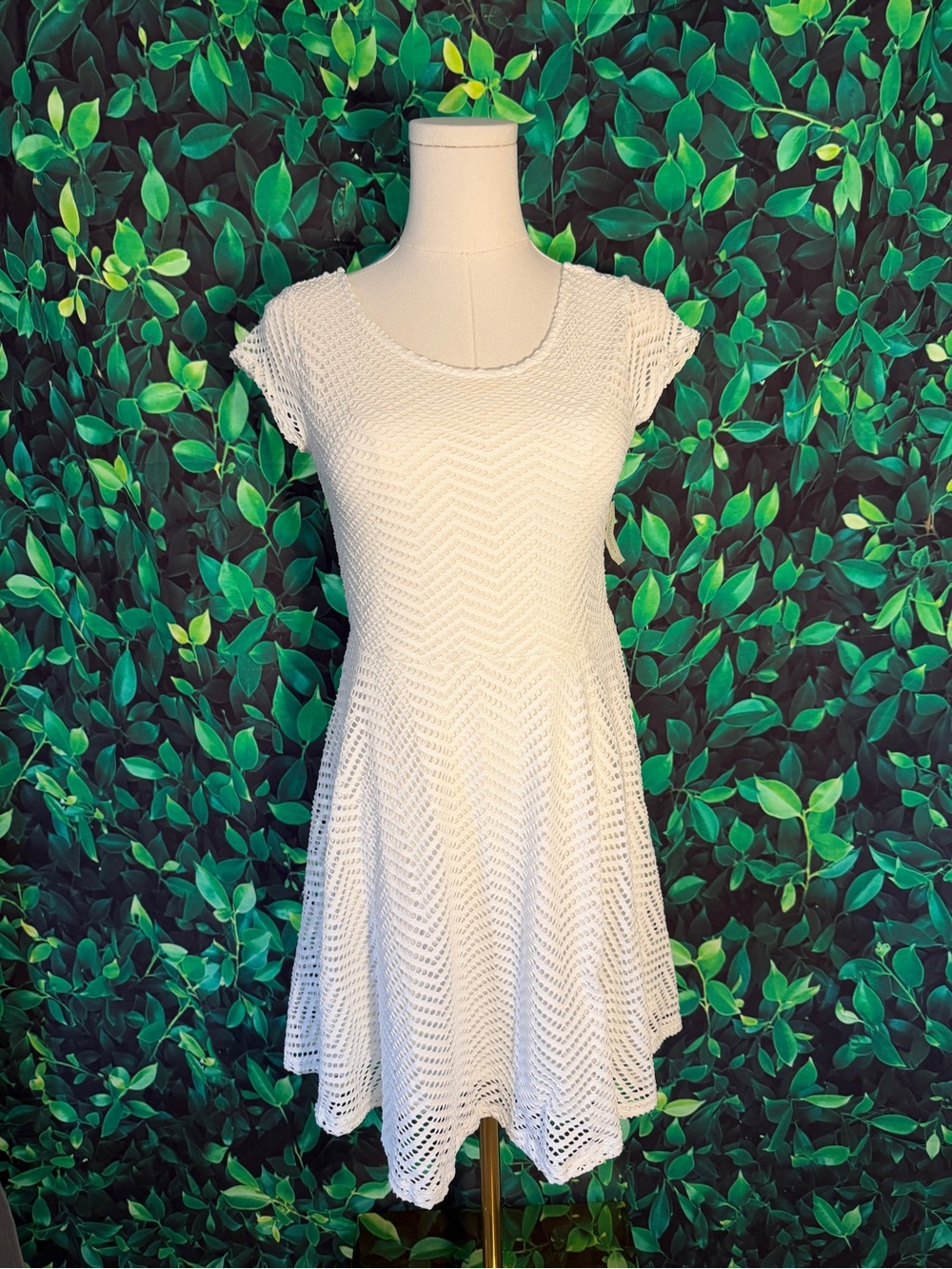 NWT Aeropostale White Knit Cap Sleeve Skater Dress